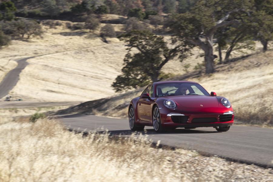  Porsche 911 Carrera S 2012 года  (фото 27 из 155)